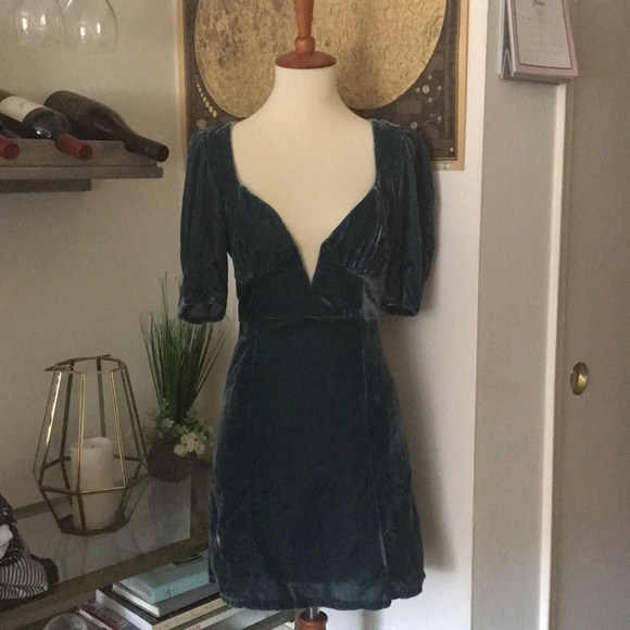 NWT Open back dress - Picture 5 of 8